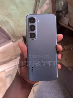 Infinix Hot 60 Pro+ 256 GB Silver