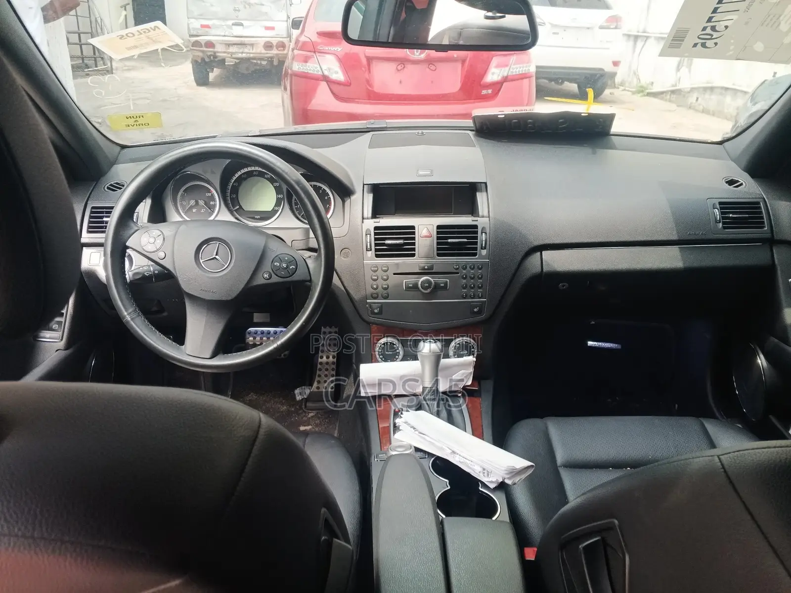 Mercedes-Benz C300 2011 Silver
