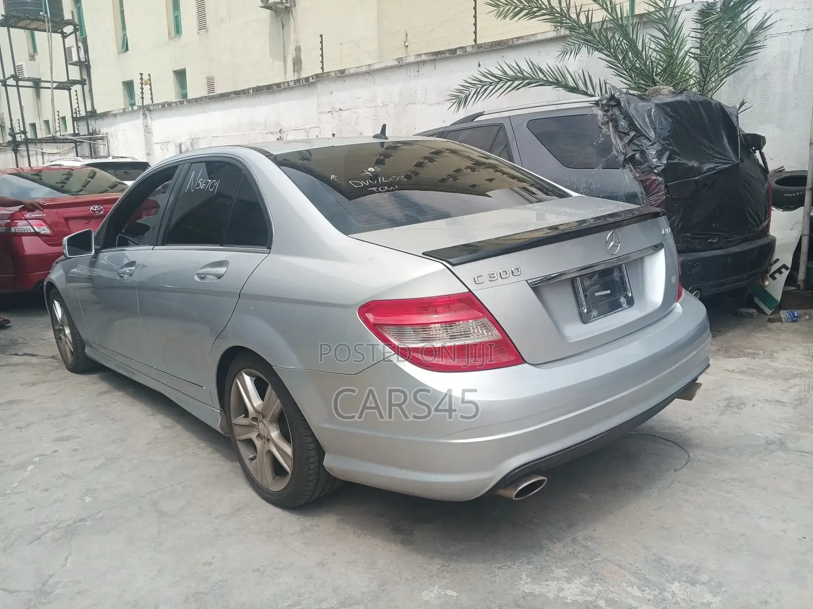 Mercedes-Benz C300 2011 Silver
