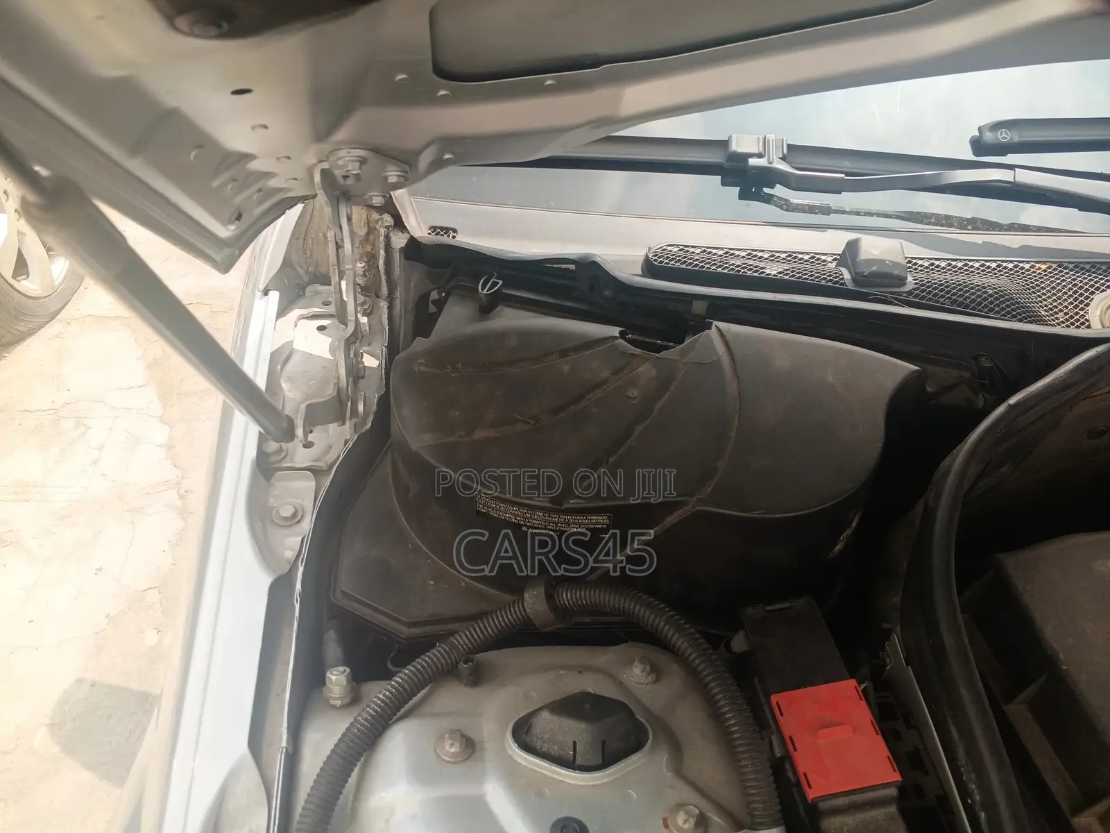 Mercedes-Benz C300 2011 Silver