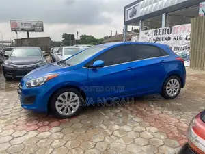 Hyundai Elantra 2016 Blue