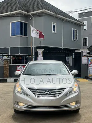 Hyundai Sonata 2012 Silver
