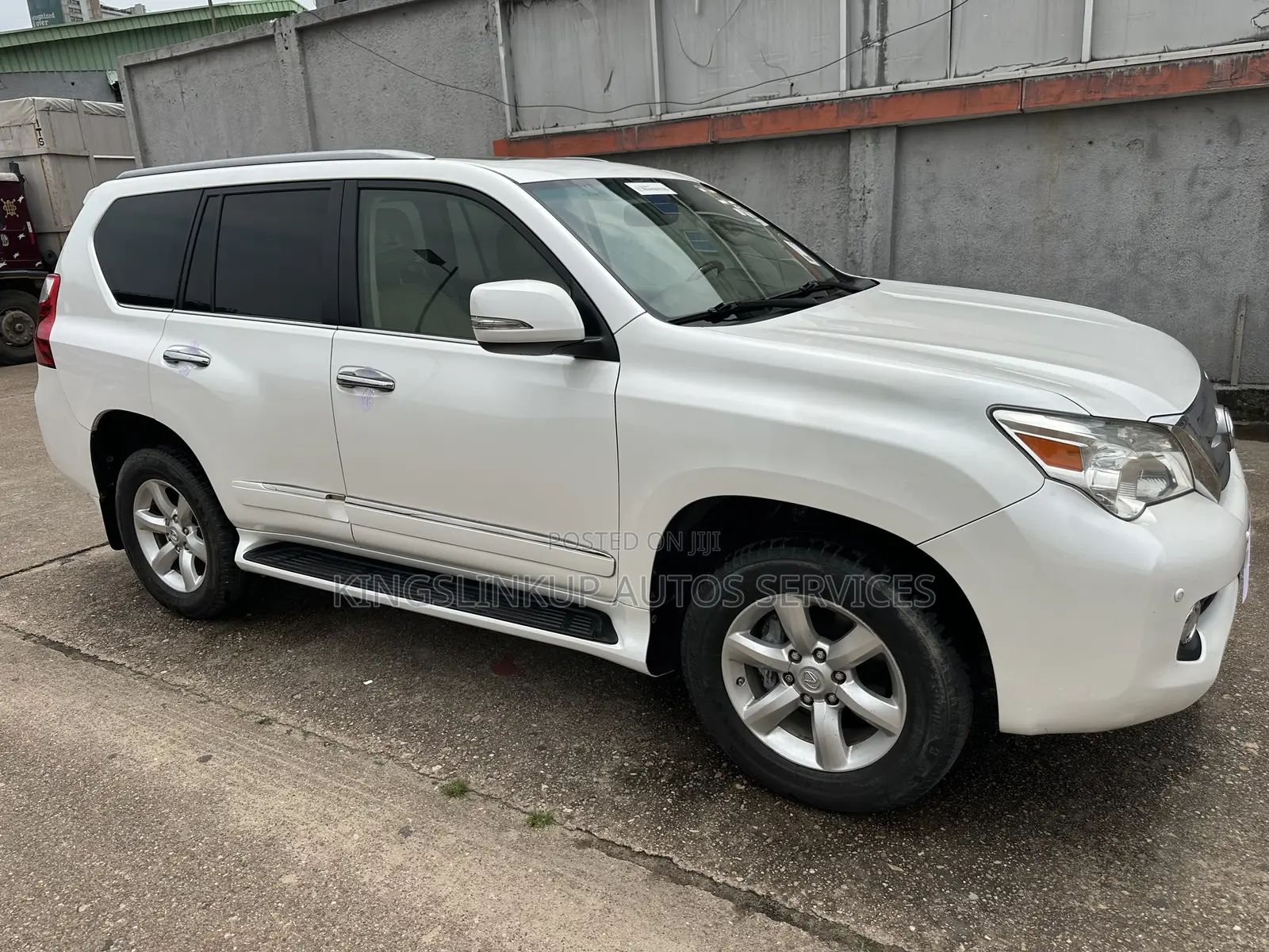 Lexus GX 460 Premium 2013 White