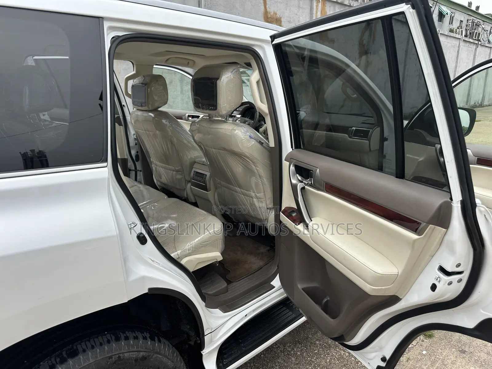 Lexus GX 460 Premium 2013 White