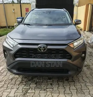 Toyota RAV4 2022 Gray