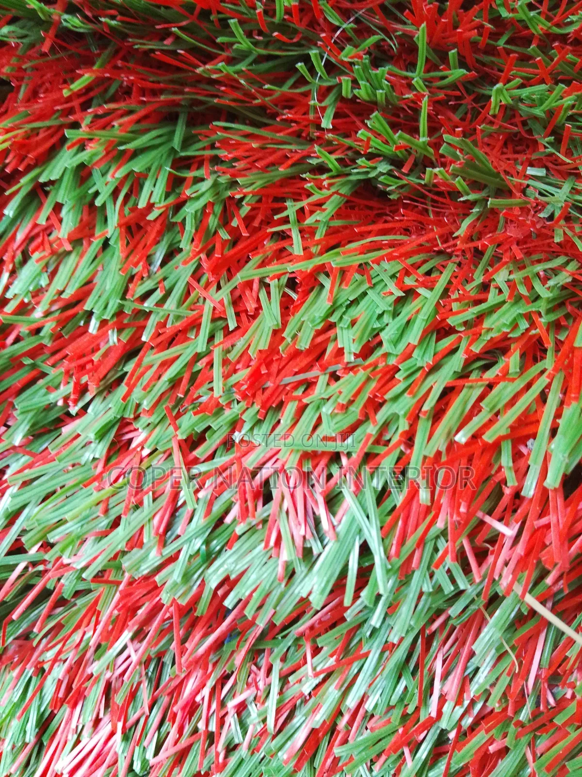 High Quality Artificial Grass. Available in Different Sizes and Colour