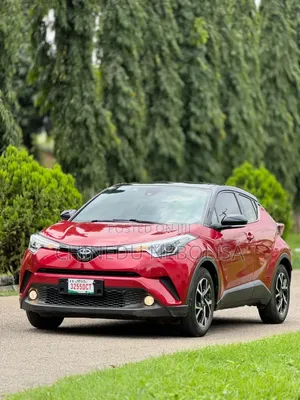 Toyota C-HR 2022 Red