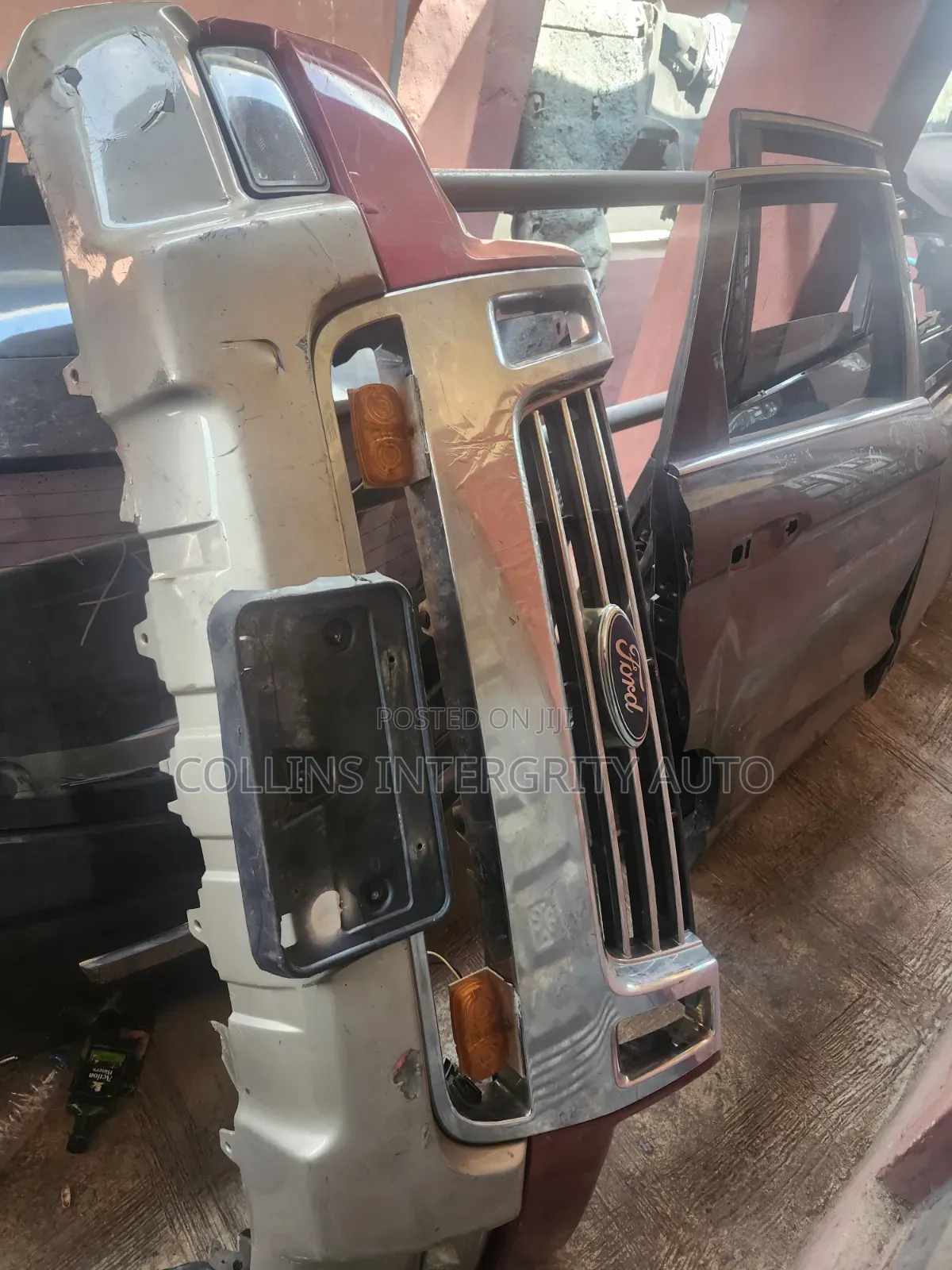 Complete Front Bumper Ford Explorer 2008 to 2010