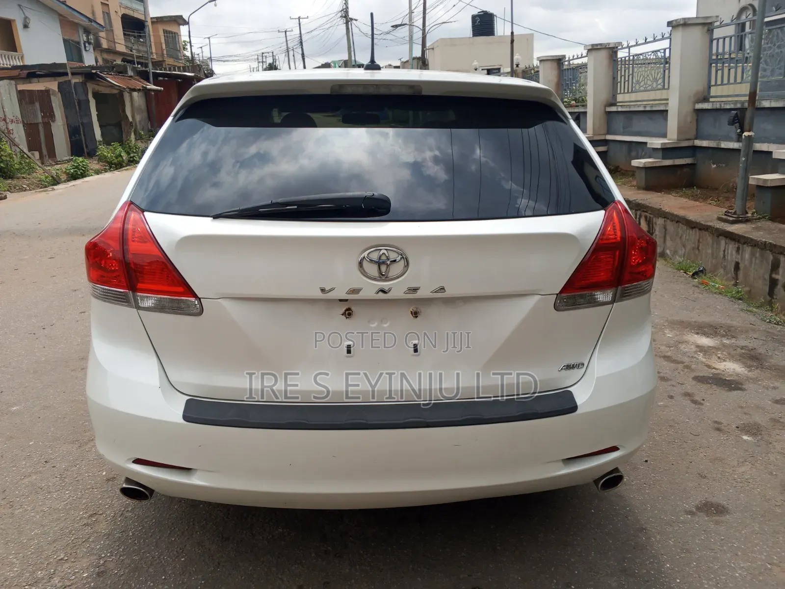 Toyota Venza 2010 White