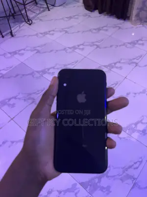 Apple iPhone XR 64 GB Black