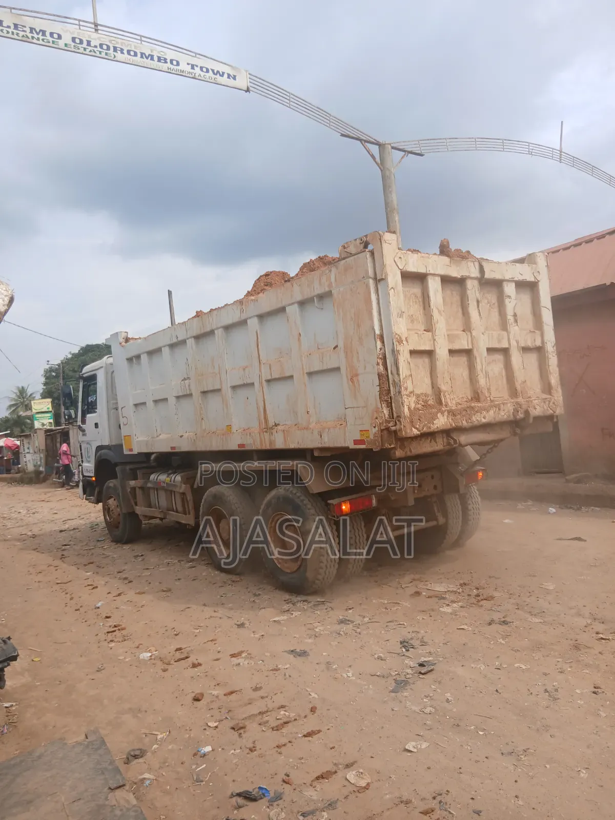 Sharp Sand 30 Ton