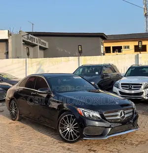 Mercedes-Benz C400 4Matic AWD Sedan (3.0L V6 7A) 2015 Black
