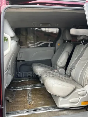 Toyota Sienna LE AWD 7-Passenger 2013 Maroon