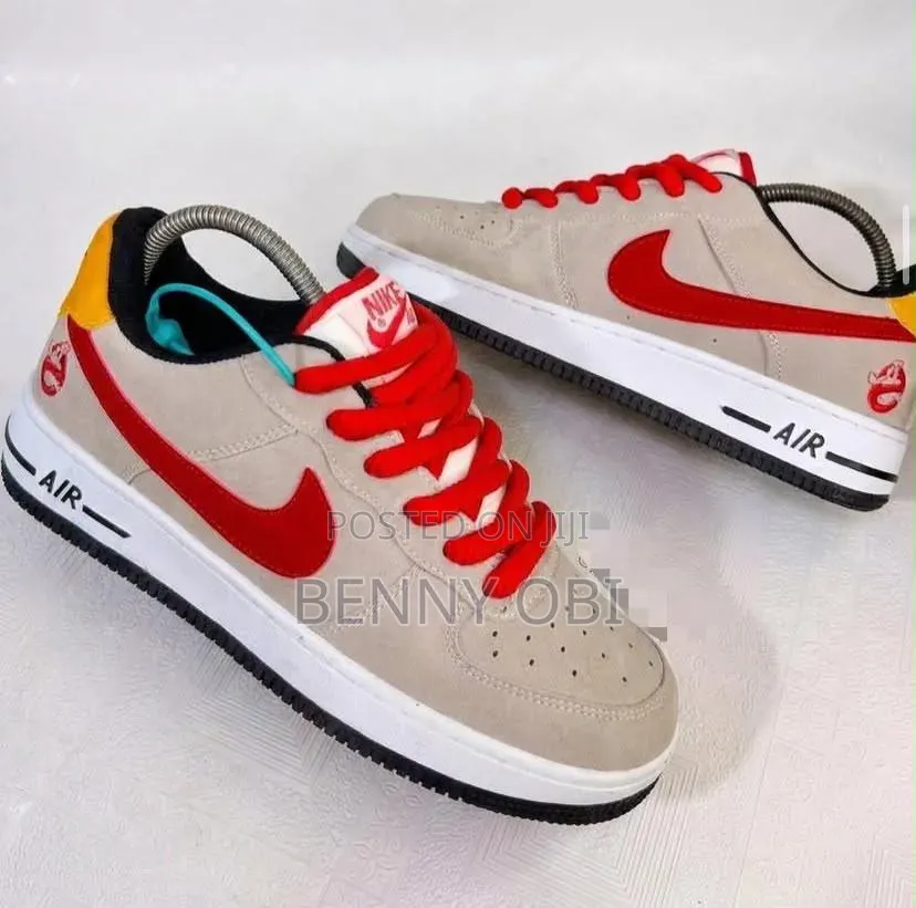 Nike Sneakers