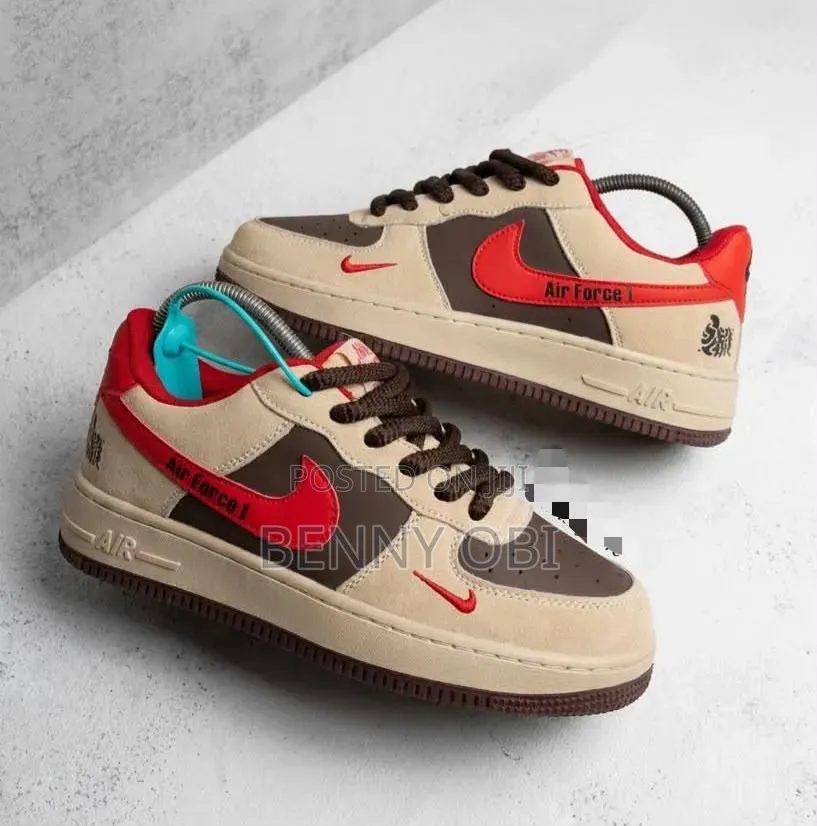 Nike Sneakers