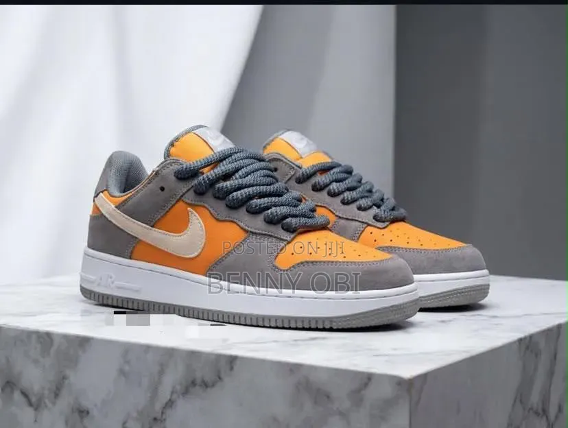 Nike Sneakers