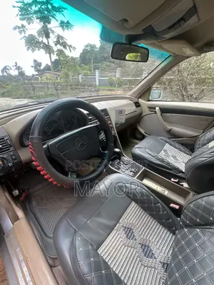 Mercedes-Benz C220 Classic 2003 Silver