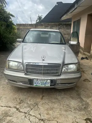 Mercedes-Benz C220 Classic 2003 Silver