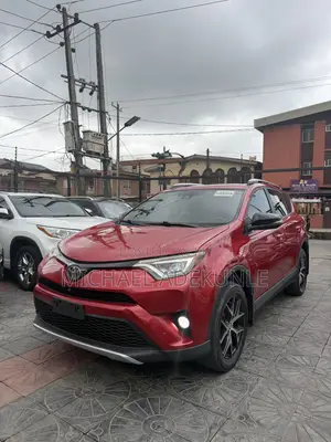 Toyota RAV4 2017 Red