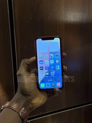 Apple iPhone XR 64 GB Red