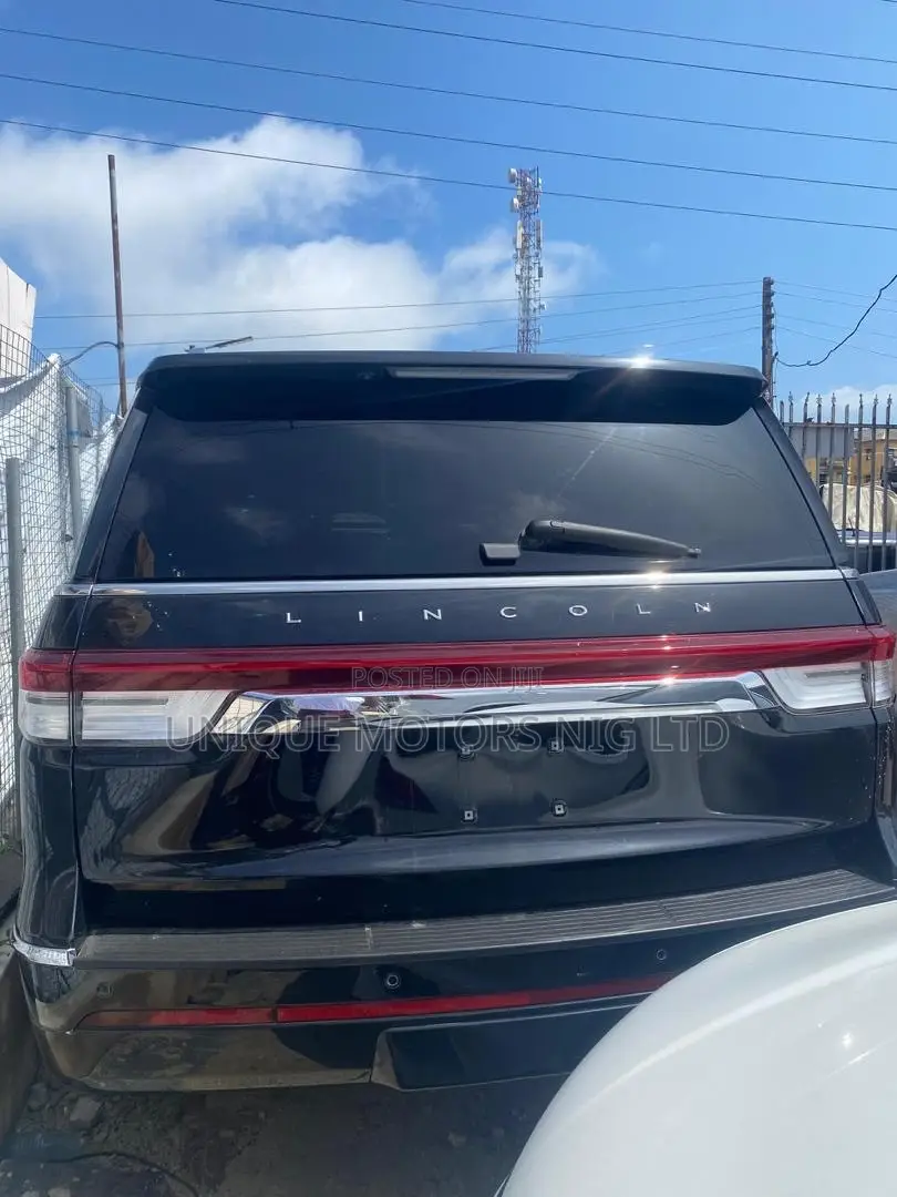 Lincoln Navigator 2022 Black