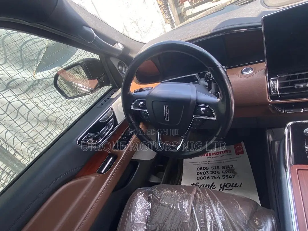 Lincoln Navigator 2022 Black