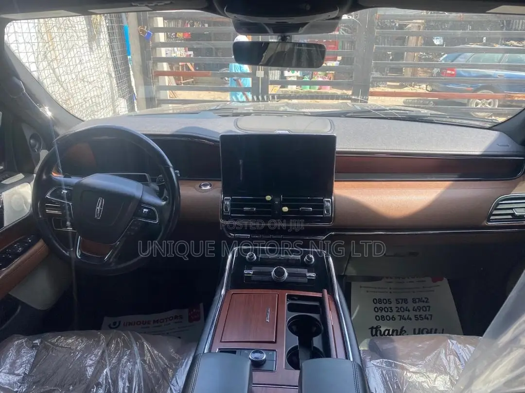 Lincoln Navigator 2022 Black