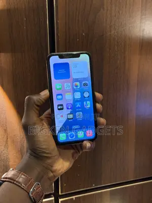 Apple iPhone XR 64 GB Black