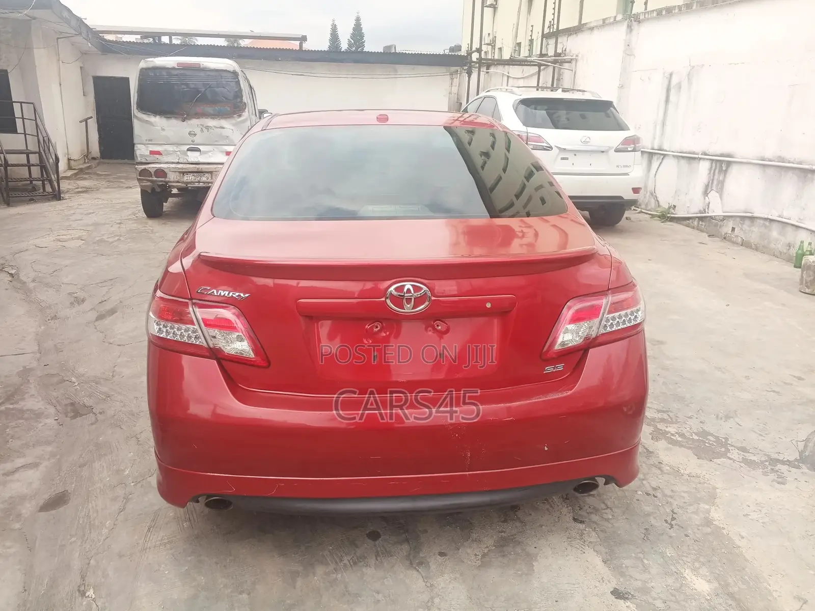 Toyota Camry 2011 Red