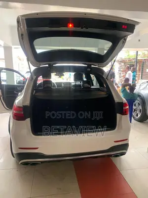 Mercedes-Benz GLC-Class 2018 White