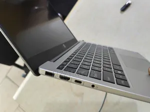New Laptop HP 240 G9 8GB Intel Core i3 SSD 512GB