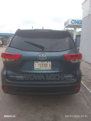Toyota Highlander 2019 Blue