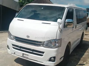 Toyota HiAce 2008 White