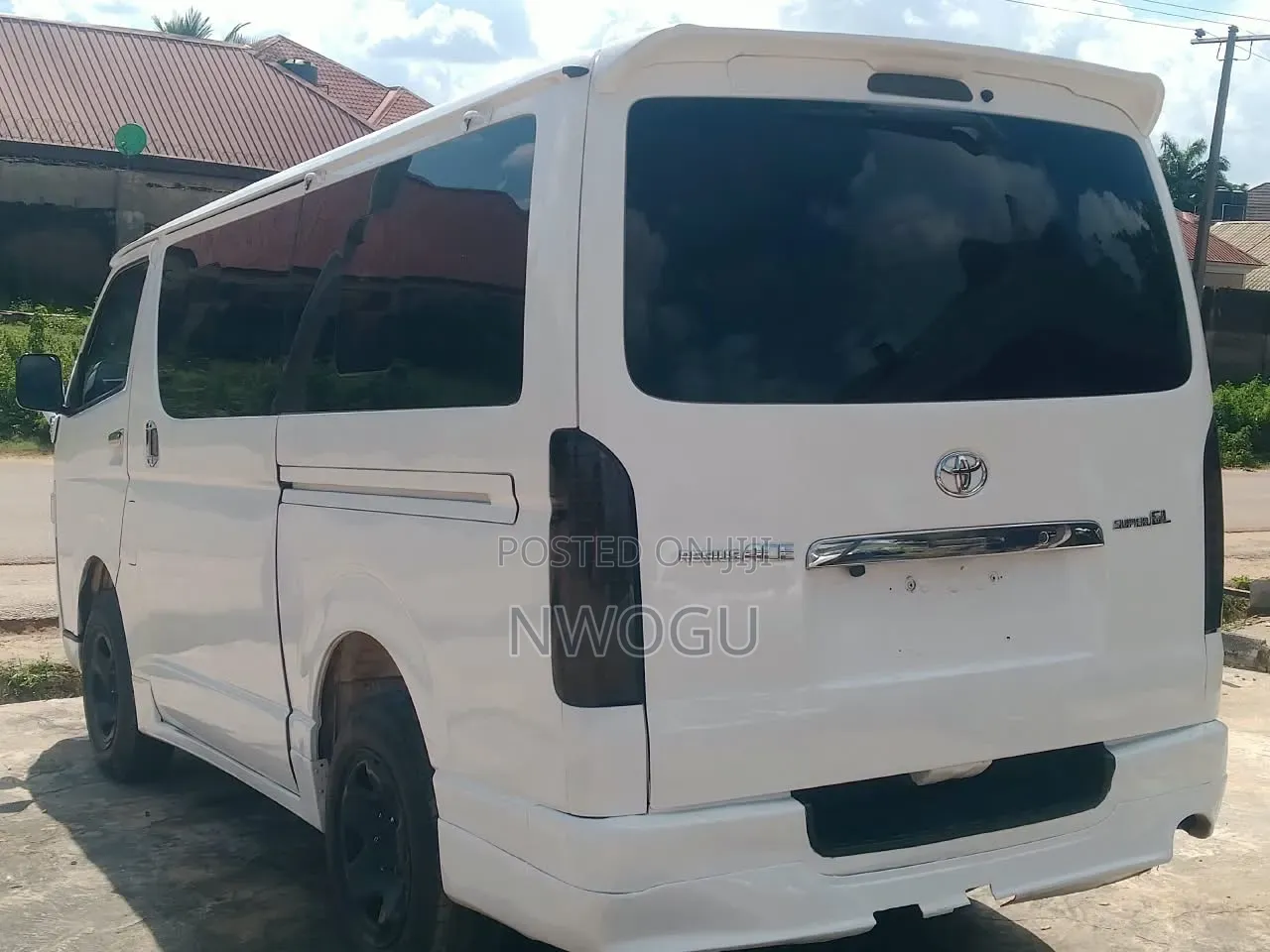 Toyota HiAce 2008 White