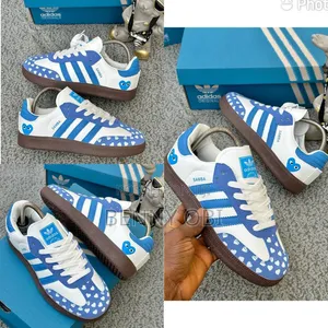 Unisex Sneakers