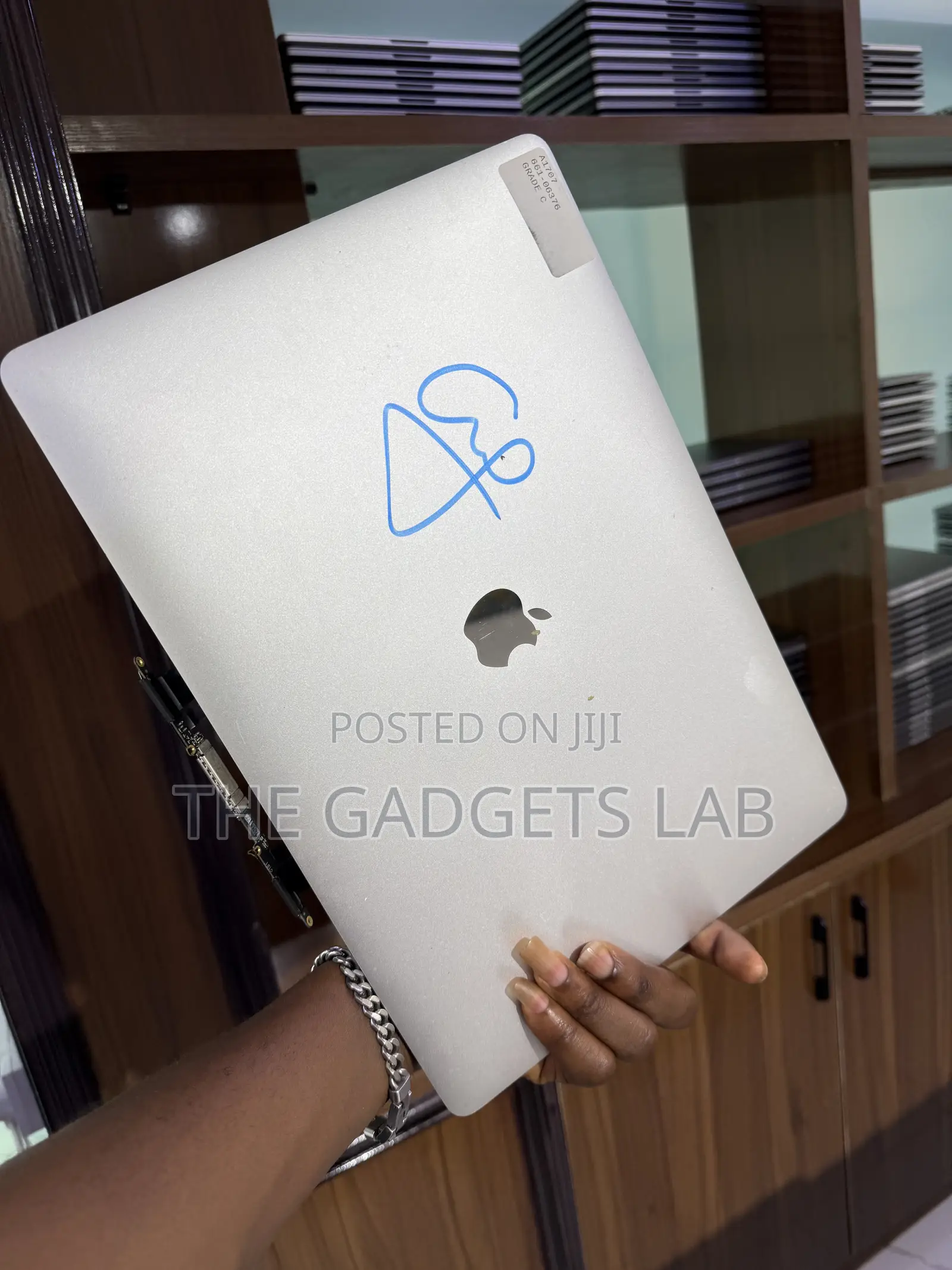 2019 MacBooks Pro Screen