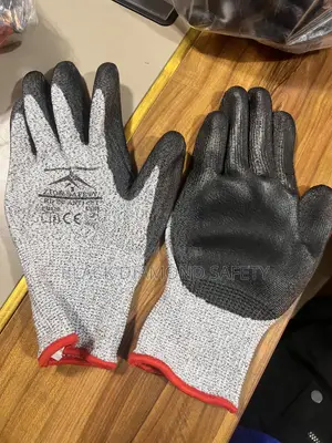 AntiCut Glove Grade 5