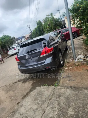 Toyota Venza XLE 2012 Gray