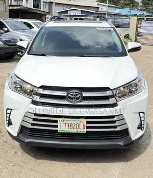 Toyota Highlander Limited V6 4x4 (3.5L 6cyl 6A) 2016 White