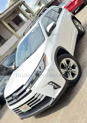 Toyota Highlander Limited V6 4x4 (3.5L 6cyl 6A) 2016 White