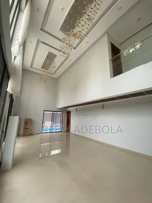 6bdrm Duplex in Banana Island for sale
