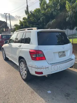 Mercedes-Benz GLK-Class 350 4MATIC 2011 White