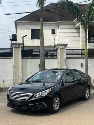 Hyundai Sonata Base Sedan FWD (2.4L 4cyl 6A) 2017 Black