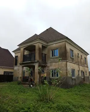 5bdrm Duplex in FHA for sale
