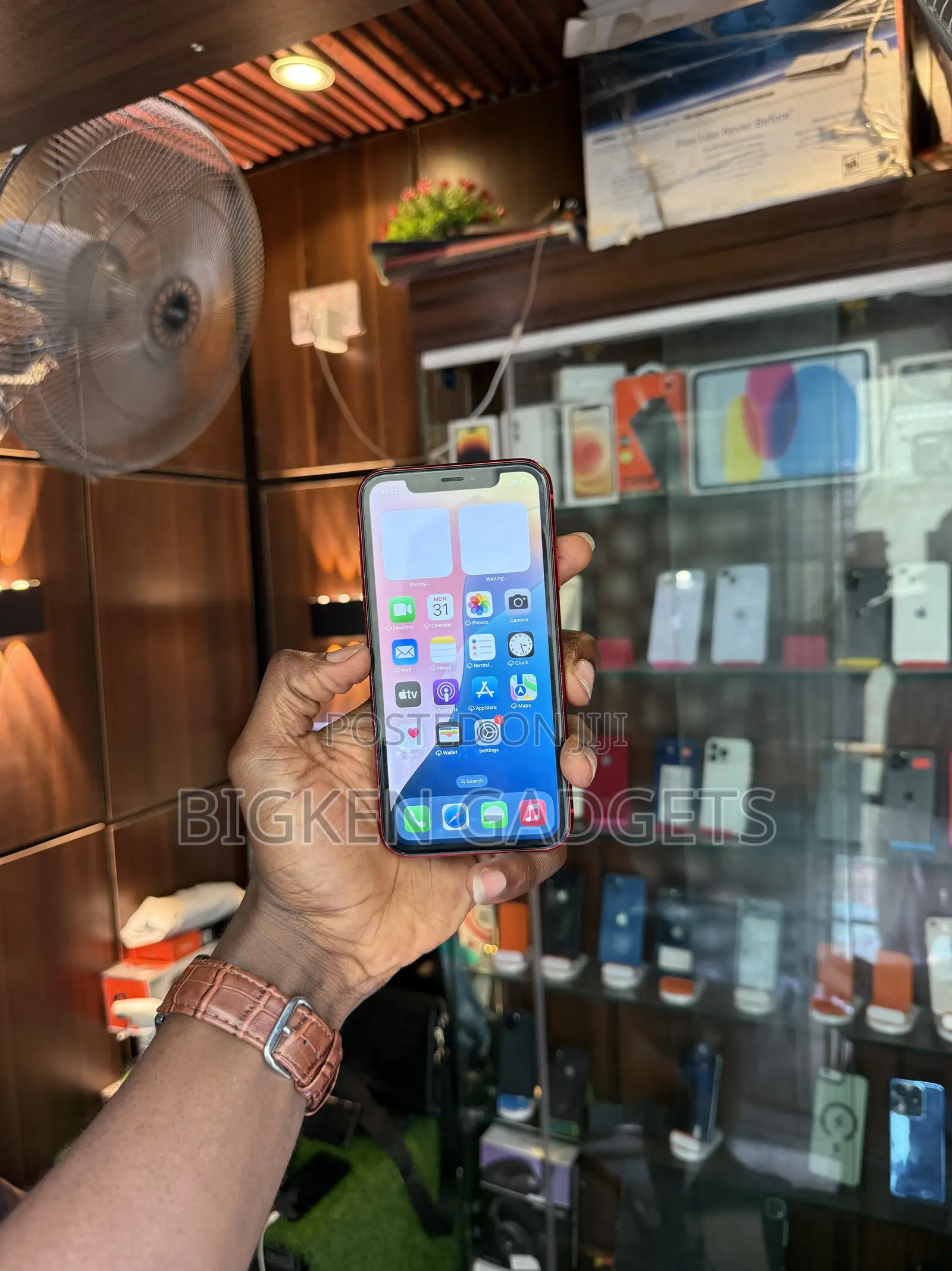 Apple iPhone XR 64 GB Red