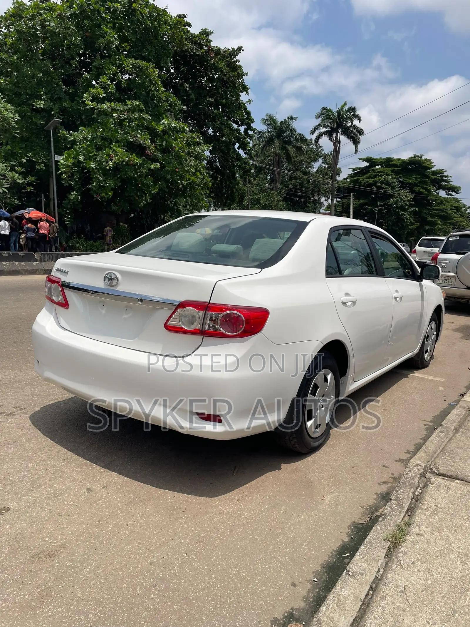 Toyota Corolla 2011 White