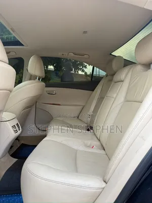 Lexus ES 350 2010 Blue