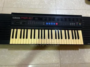 Yamaha PSR27 Keyboard
