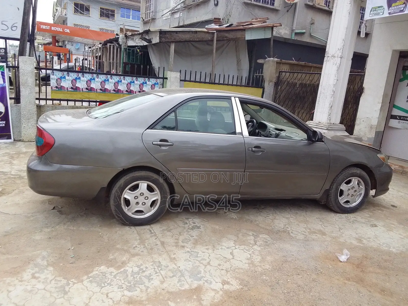 Toyota Camry 2002 Gray
