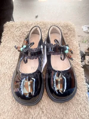 Female Shoe